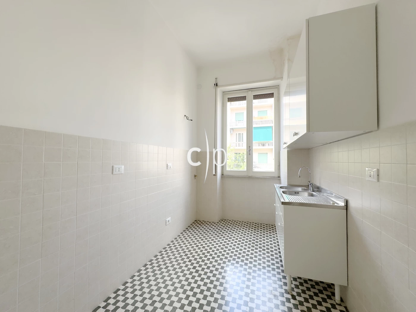 VG4139 14 Appartamento Piazza Bologna Via Livorno
